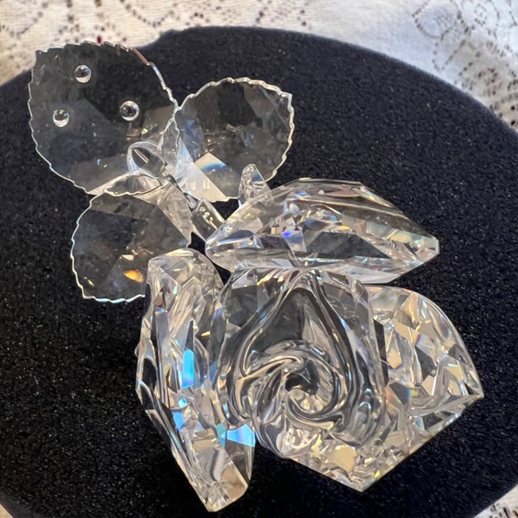 Swarovski's 'Crystal Rose'  #7478 - Picture 7 of 16